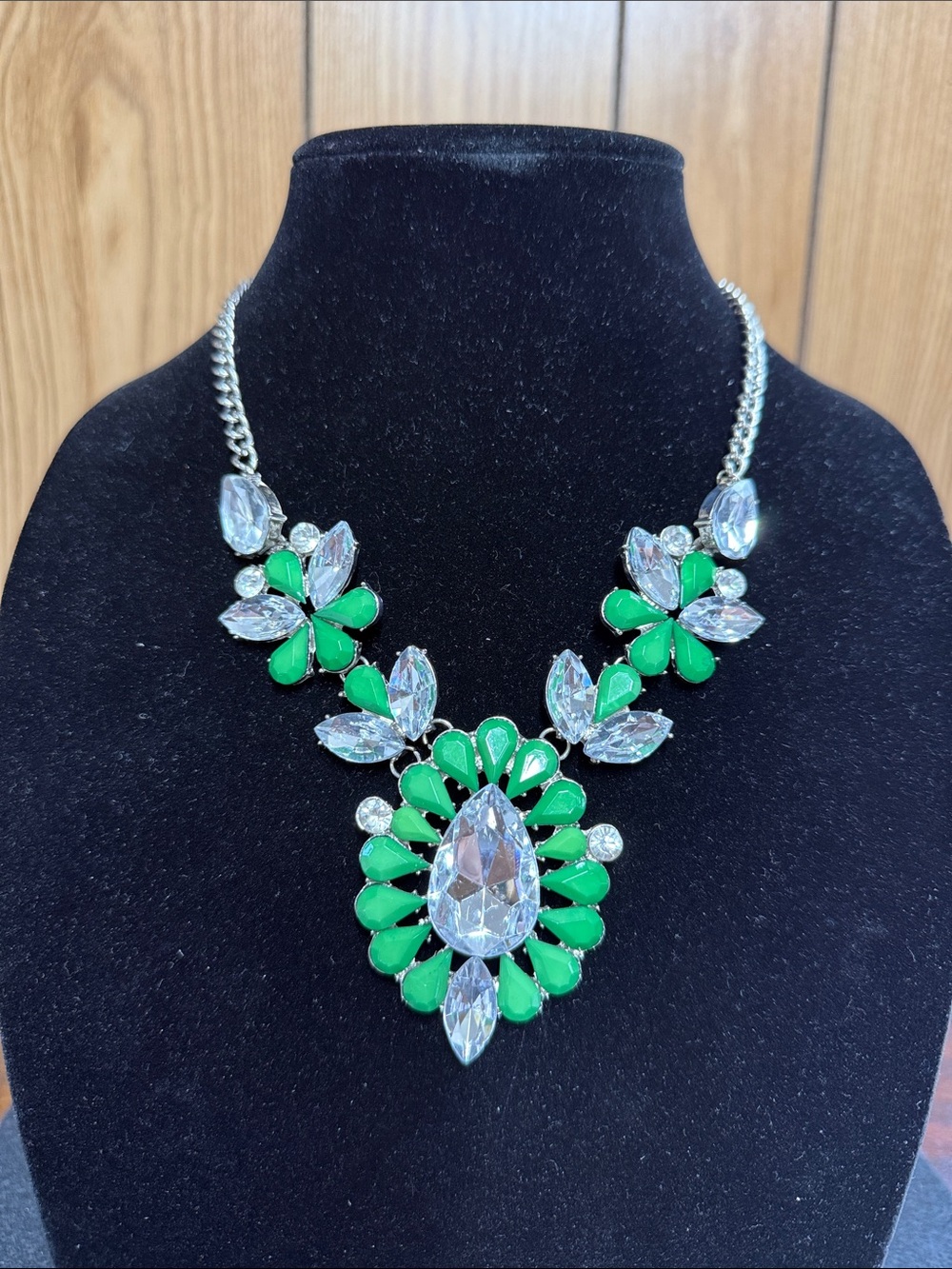Green Teardrop Crystal Statement Necklace - Unbranded